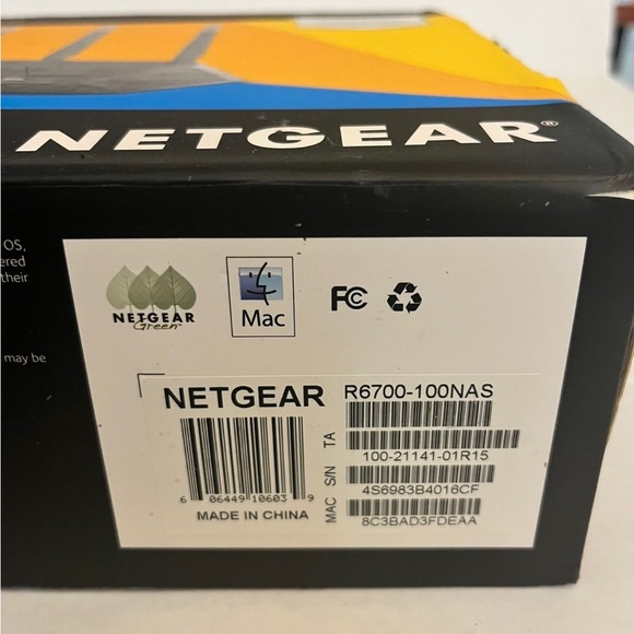 Netgear Nighthawk AC1750 Smart WiFi Router - Picture 4 of 7